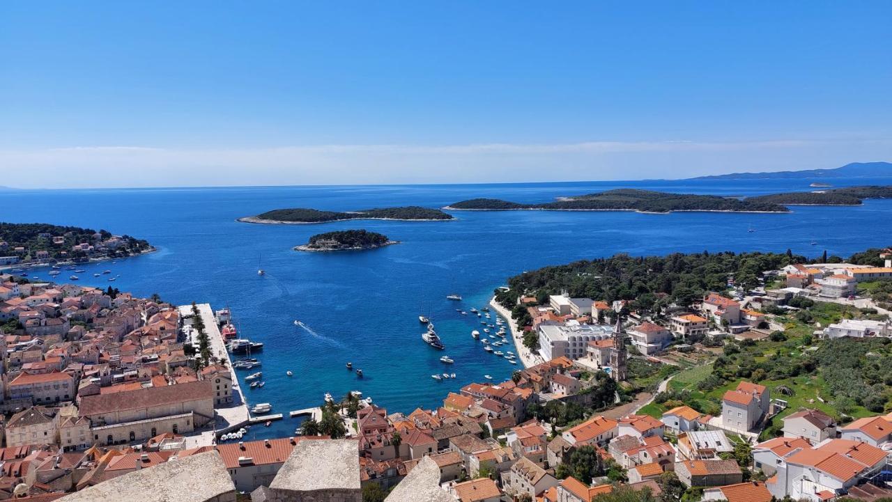 Hektorovic House Hotel Hvar Town Bagian luar foto