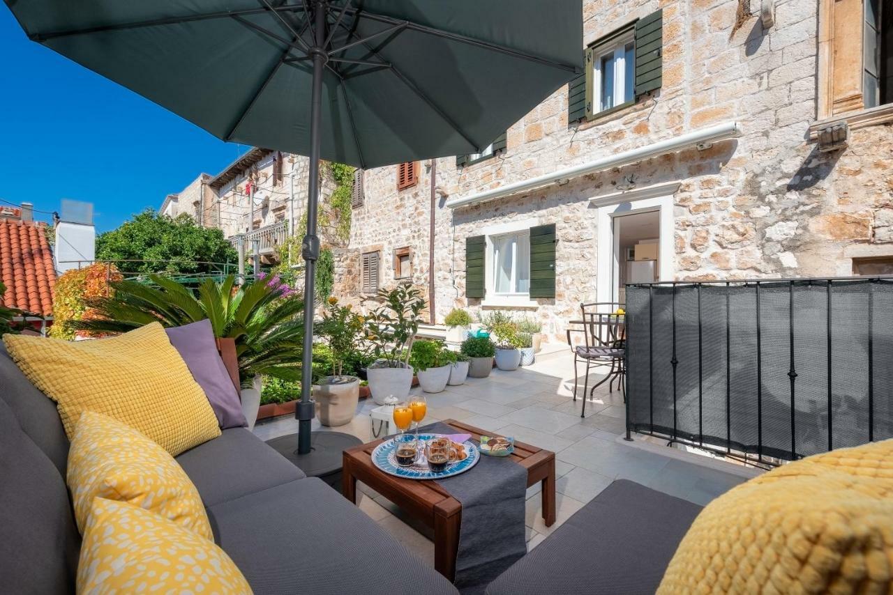 Hektorovic House Hotel Hvar Town Bagian luar foto