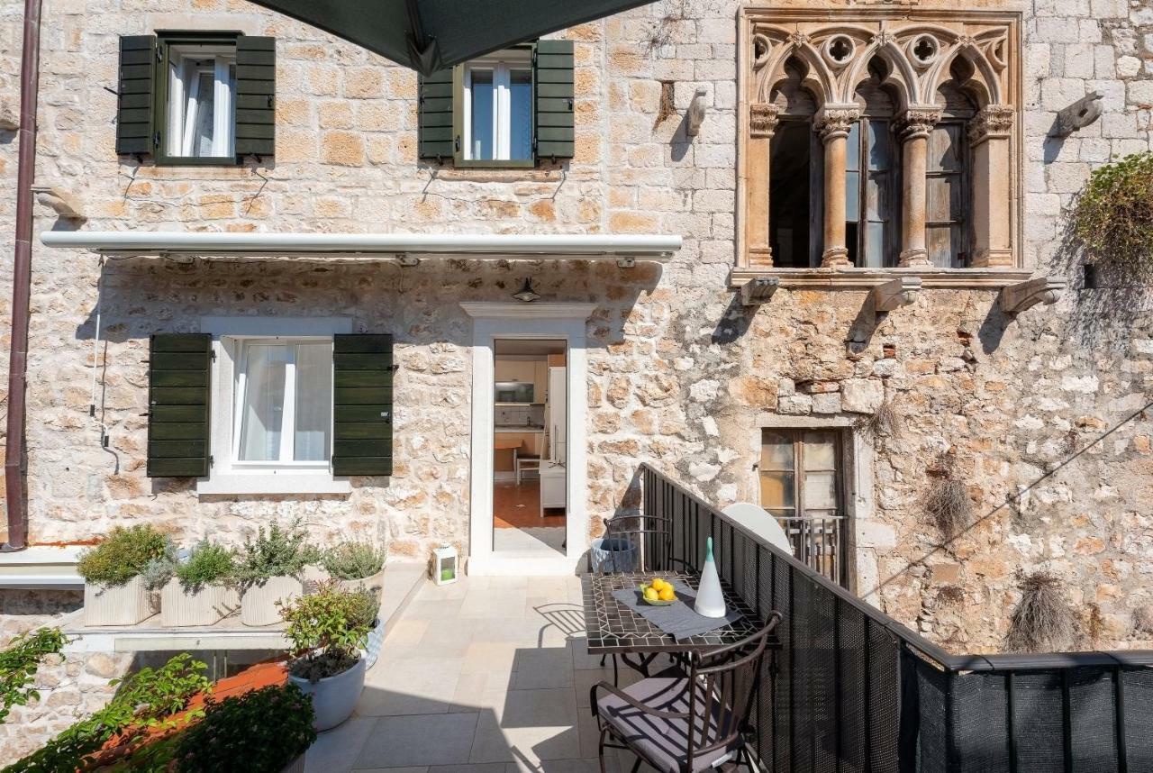 Hektorovic House Hotel Hvar Town Bagian luar foto