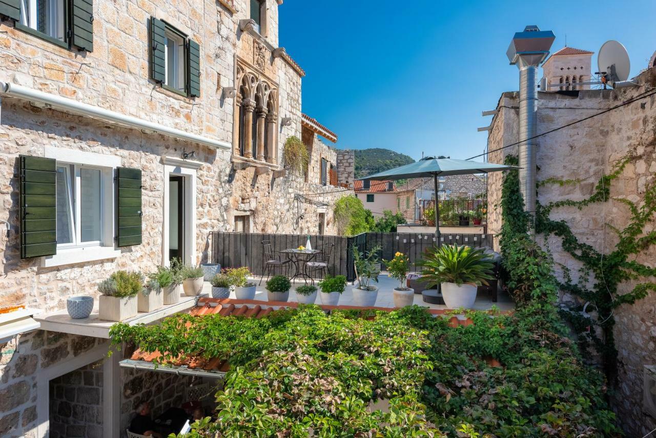Hektorovic House Hotel Hvar Town Bagian luar foto